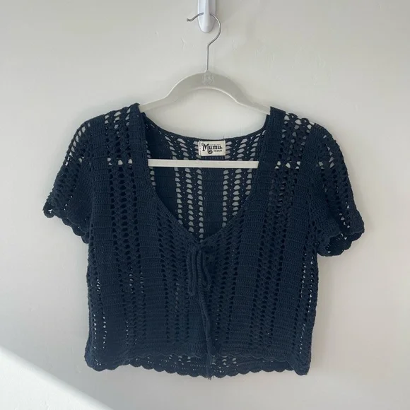 Show me your Mumu little Ingalls crop top black crochet medium - Picture 2 of 4